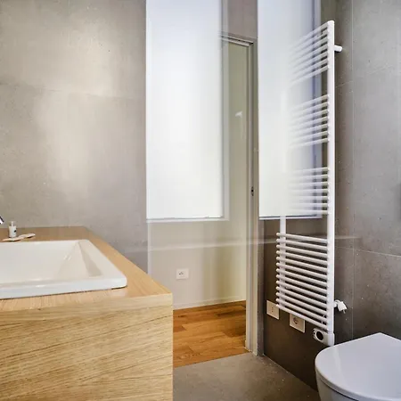 Zenari Apartment